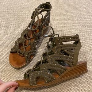 1.State Olive Green Smaygan Gladiator Sandals